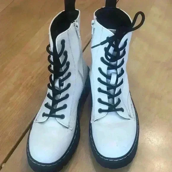 Sincerely Jules Harley leather combat boot. - Picture 1 of 12